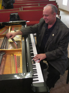 Dave Davis Piano Tuning